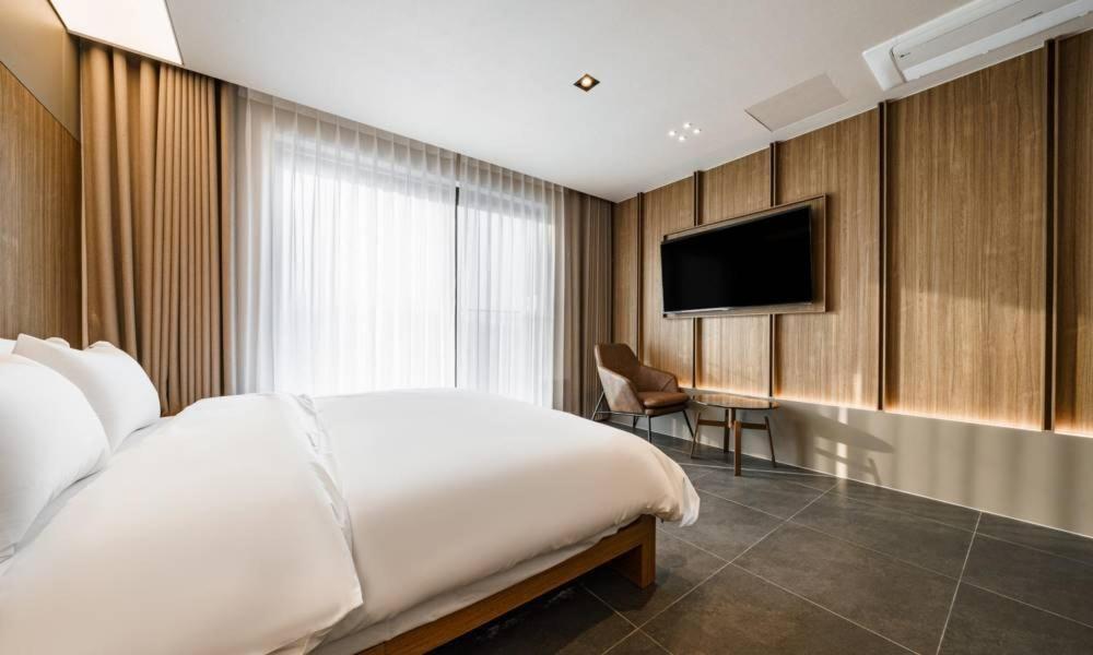 Anseong Nomad Hotel Exterior photo